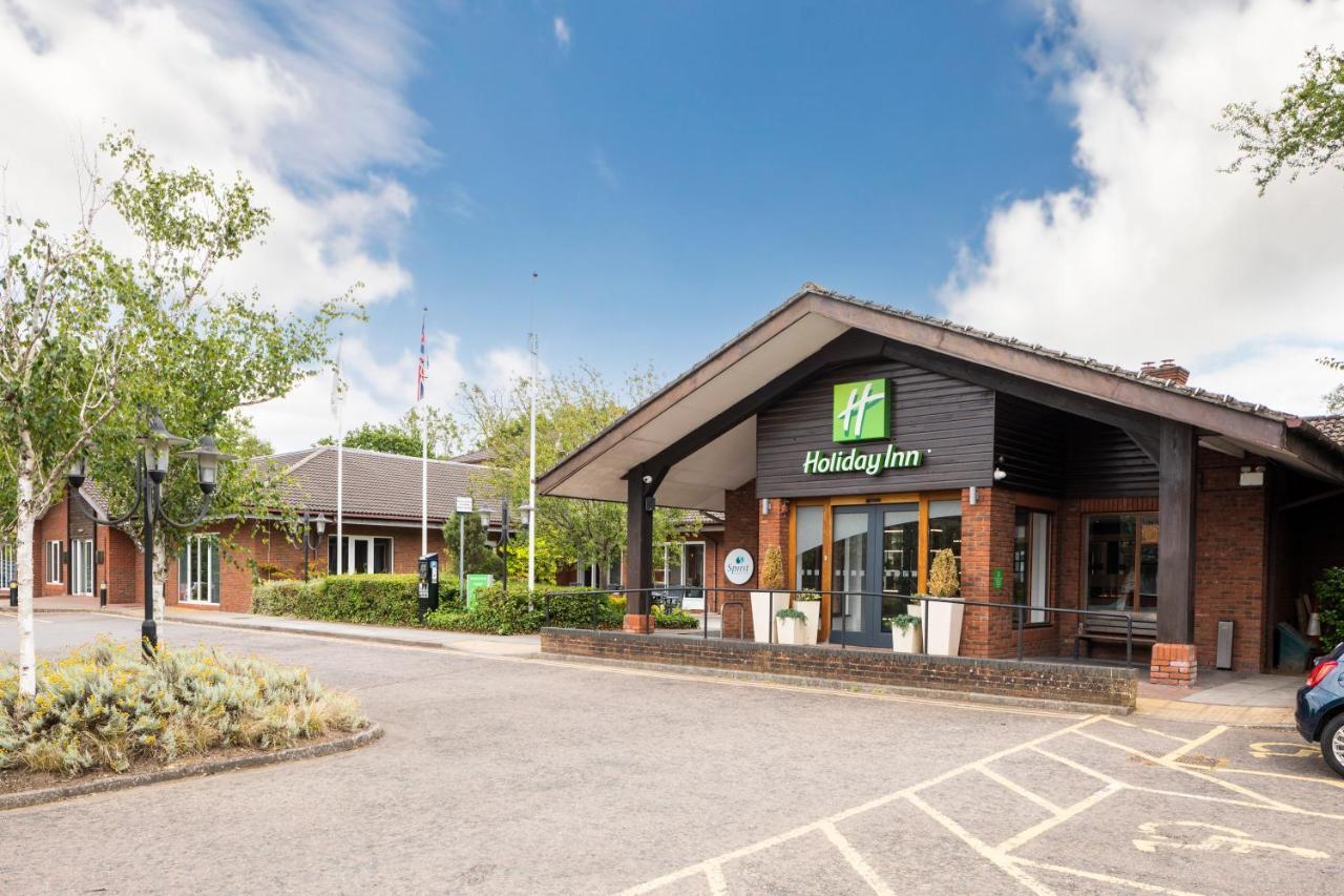 Holiday Inn Guildford By Ihg Εξωτερικό φωτογραφία