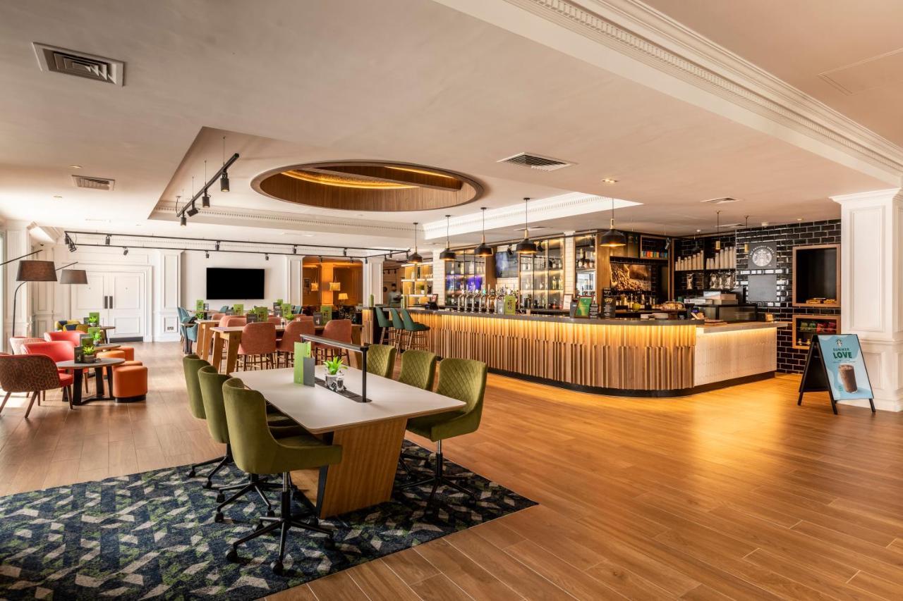 Holiday Inn Guildford By Ihg Εξωτερικό φωτογραφία
