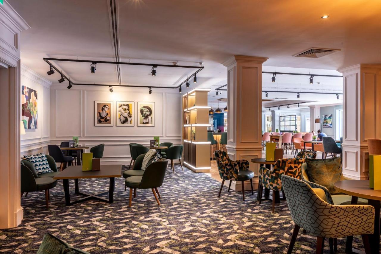 Holiday Inn Guildford By Ihg Εξωτερικό φωτογραφία