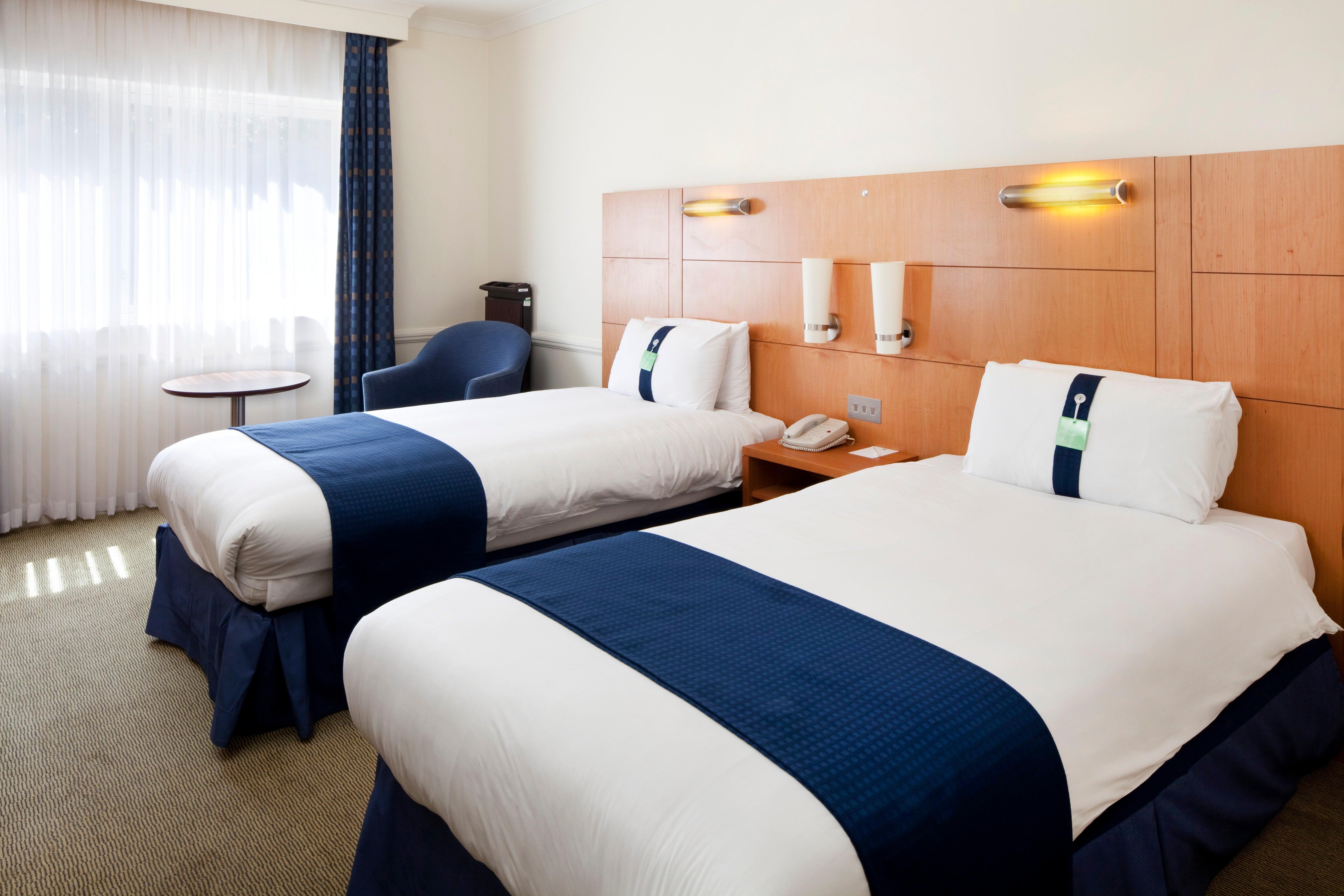 Holiday Inn Guildford By Ihg Εξωτερικό φωτογραφία