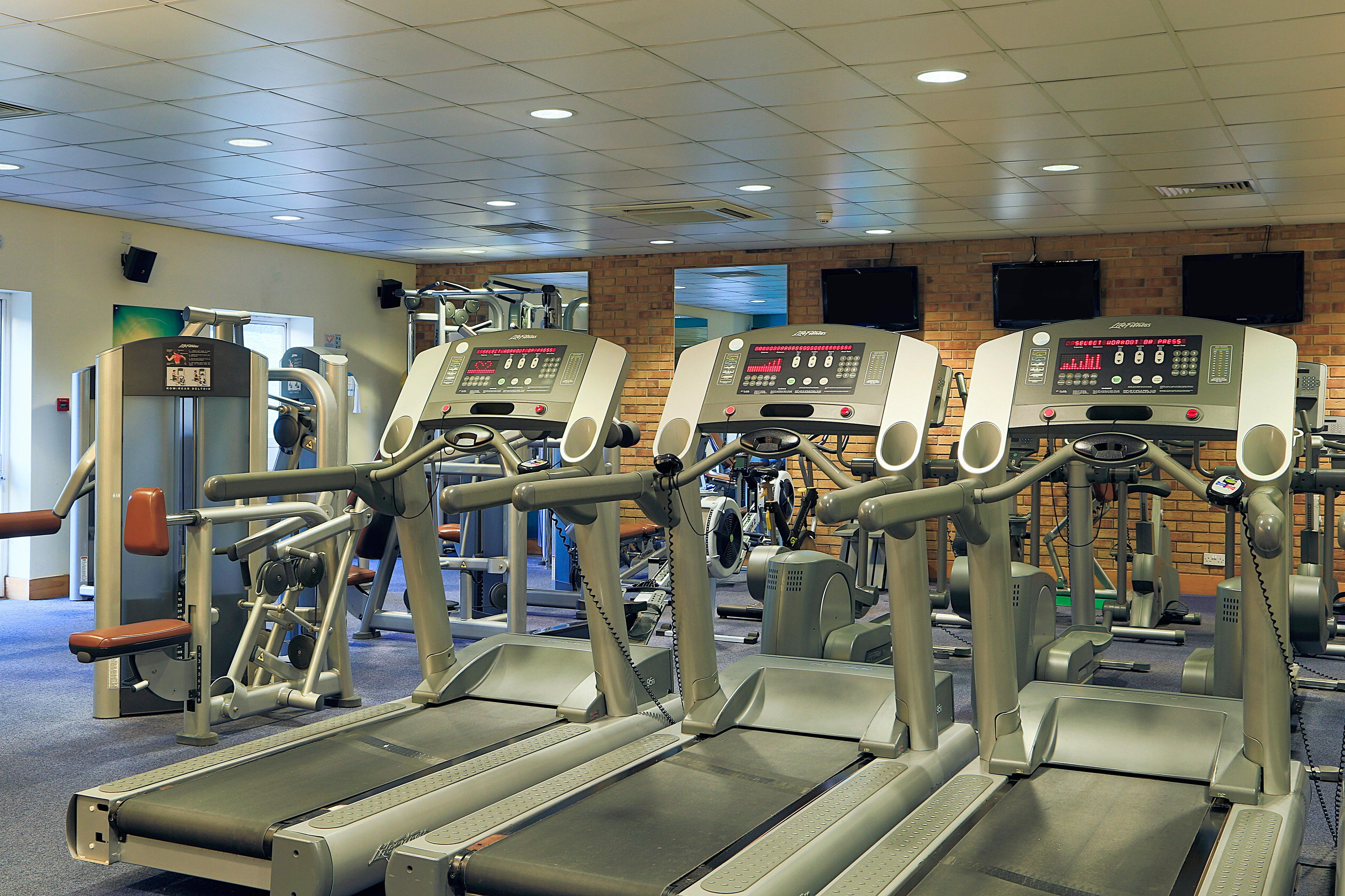 Holiday Inn Guildford By Ihg Εξωτερικό φωτογραφία